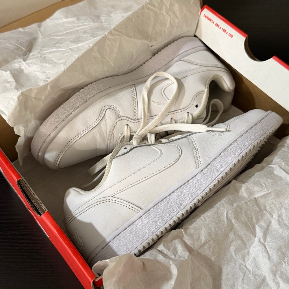 Nike Ebernon Low Sneakers - Picture 15 of 16